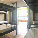 Bagus Hostel & Bar
